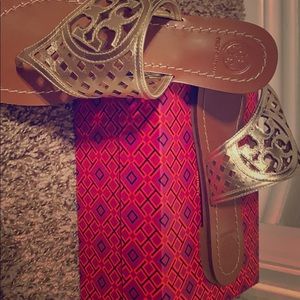 Tory Burch thatched perf logo thong